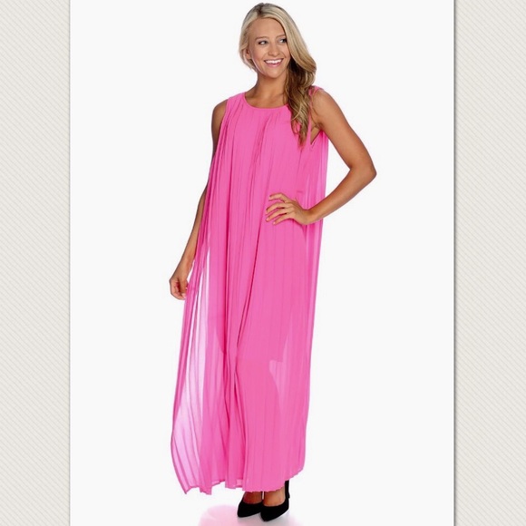 Dresses & Skirts - Maxi Dress 💞